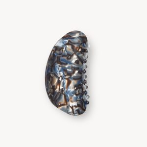 Crescent Claw in Blue Horn