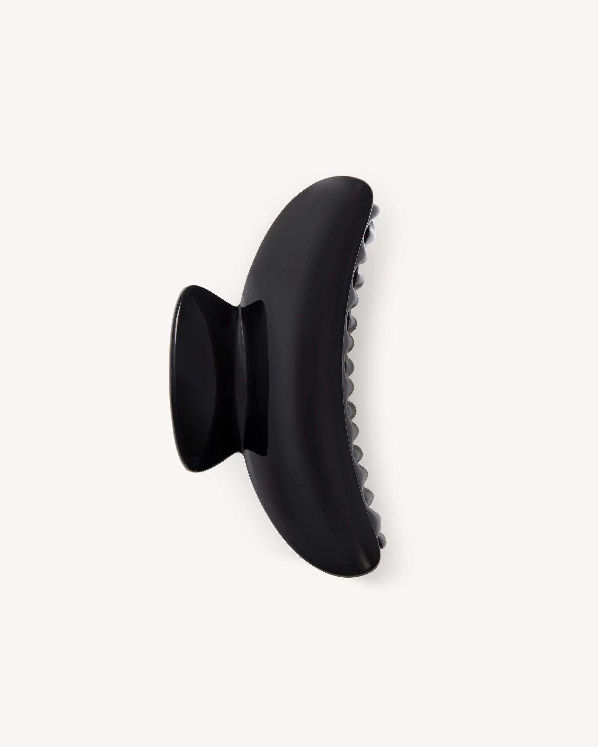 Grande Heirloom Claw in Black