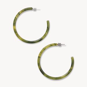 Large Hoops in Algae