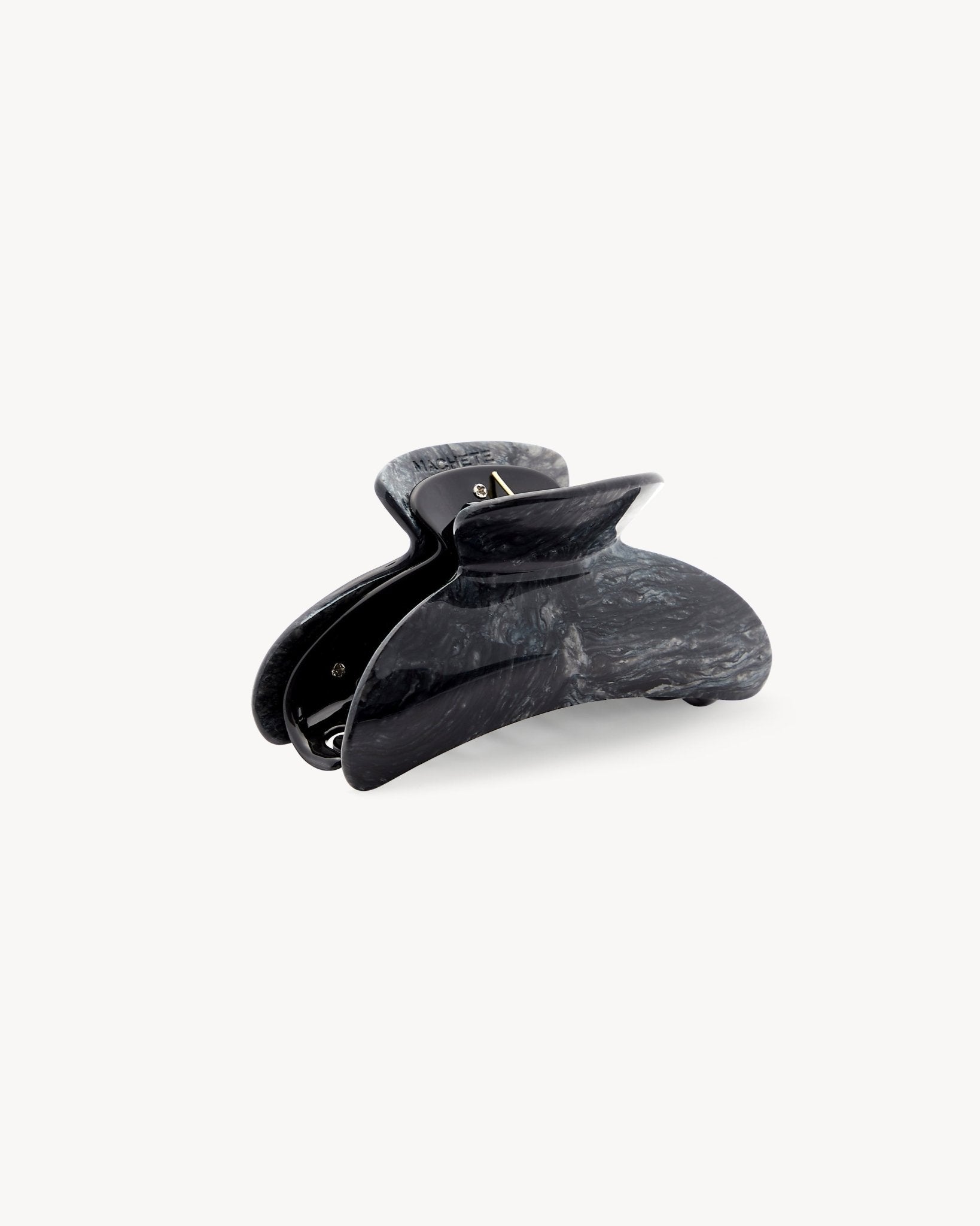 Grande Heirloom Claw in Obsidian - Image 2
