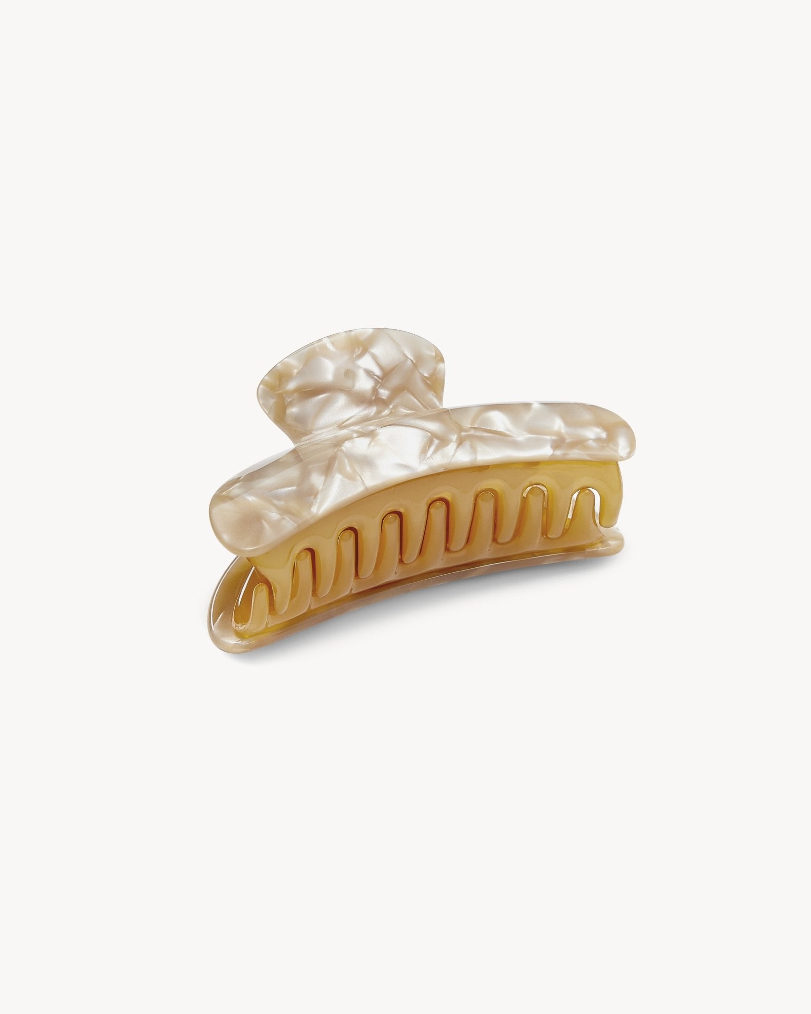 Grande Heirloom Claw in Sand Shell - Image 3