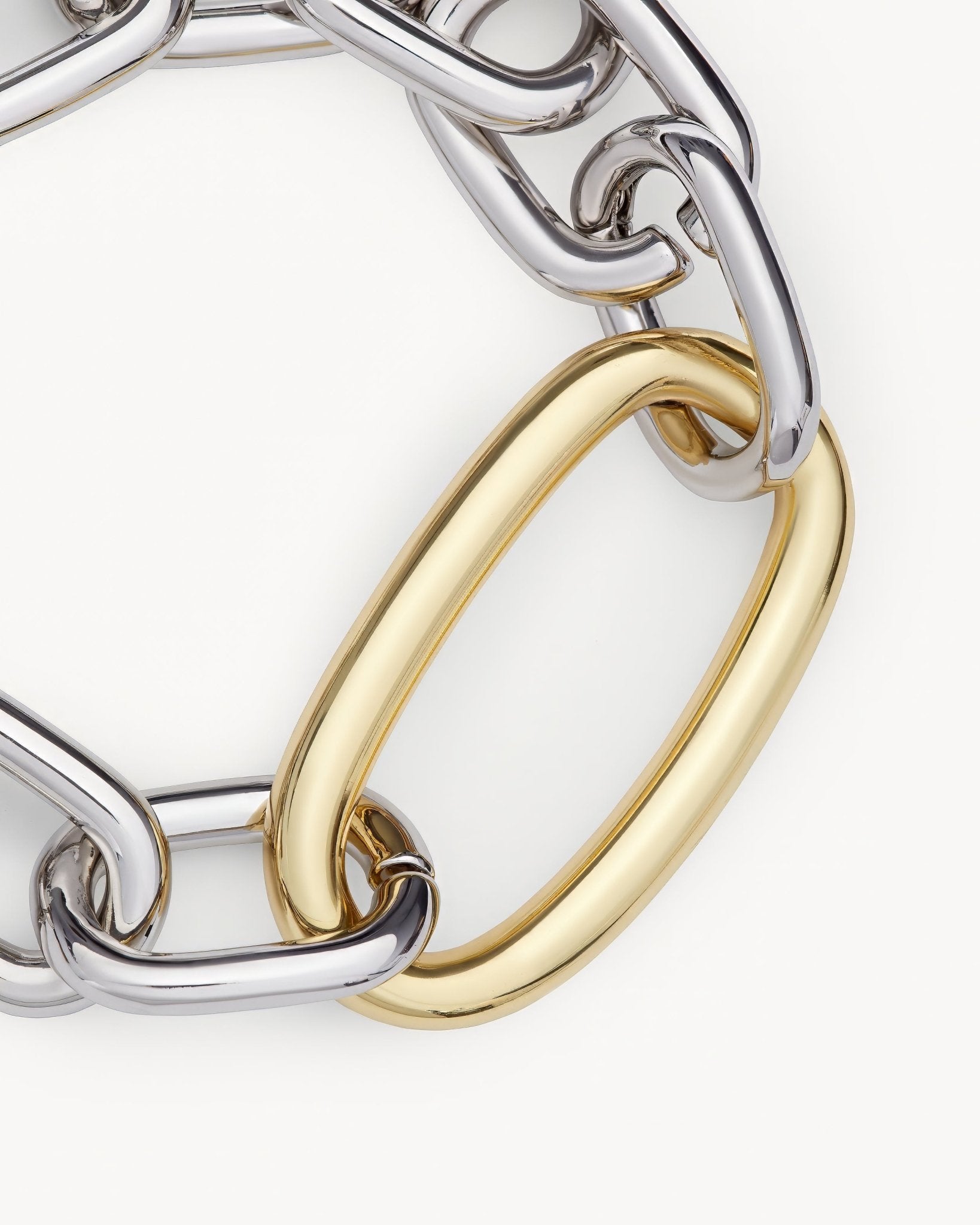 Interchangeable Oval Link Bracelet in Silver - Image 2