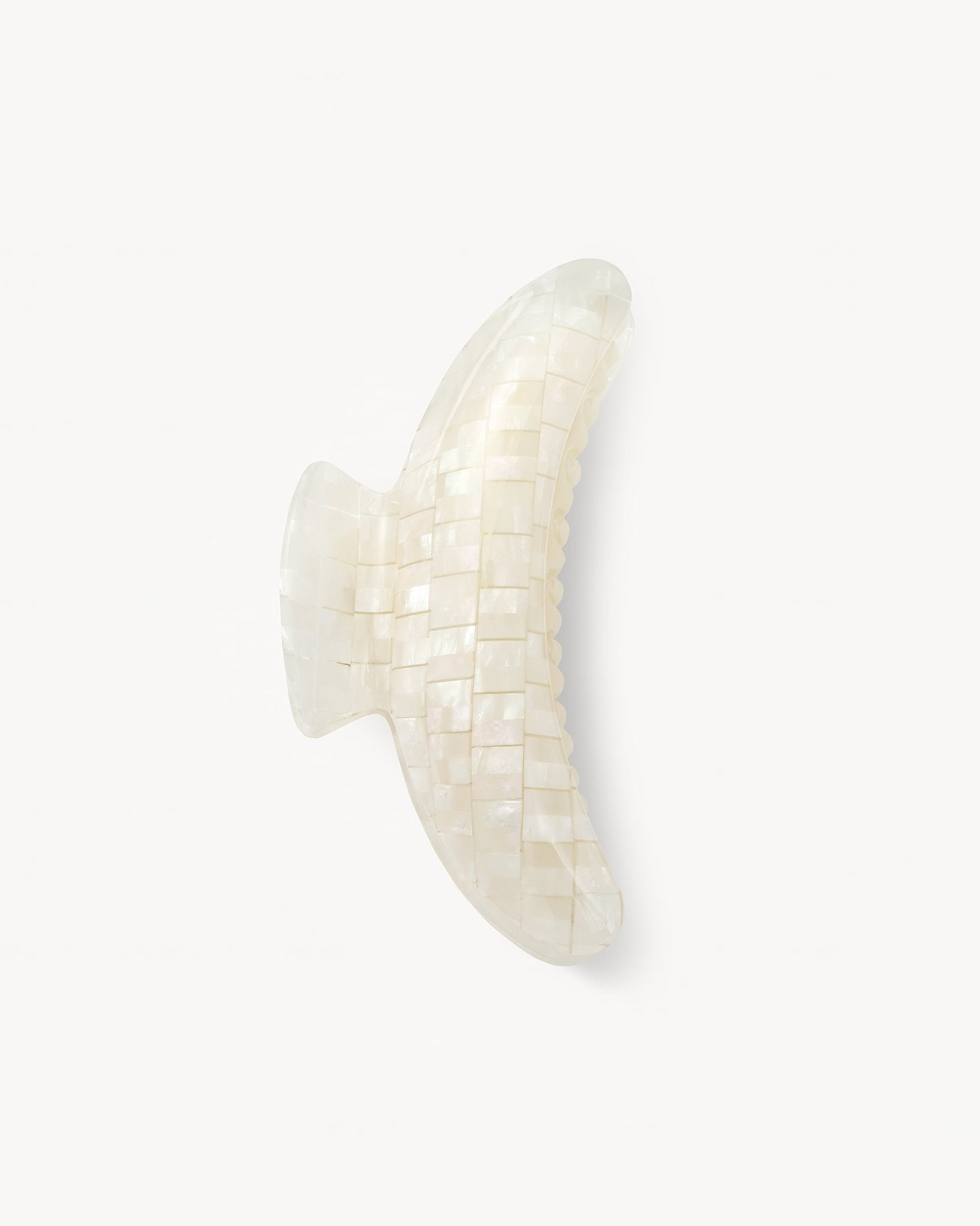 Jumbo Heirloom Claw in Opalite Shell Checker