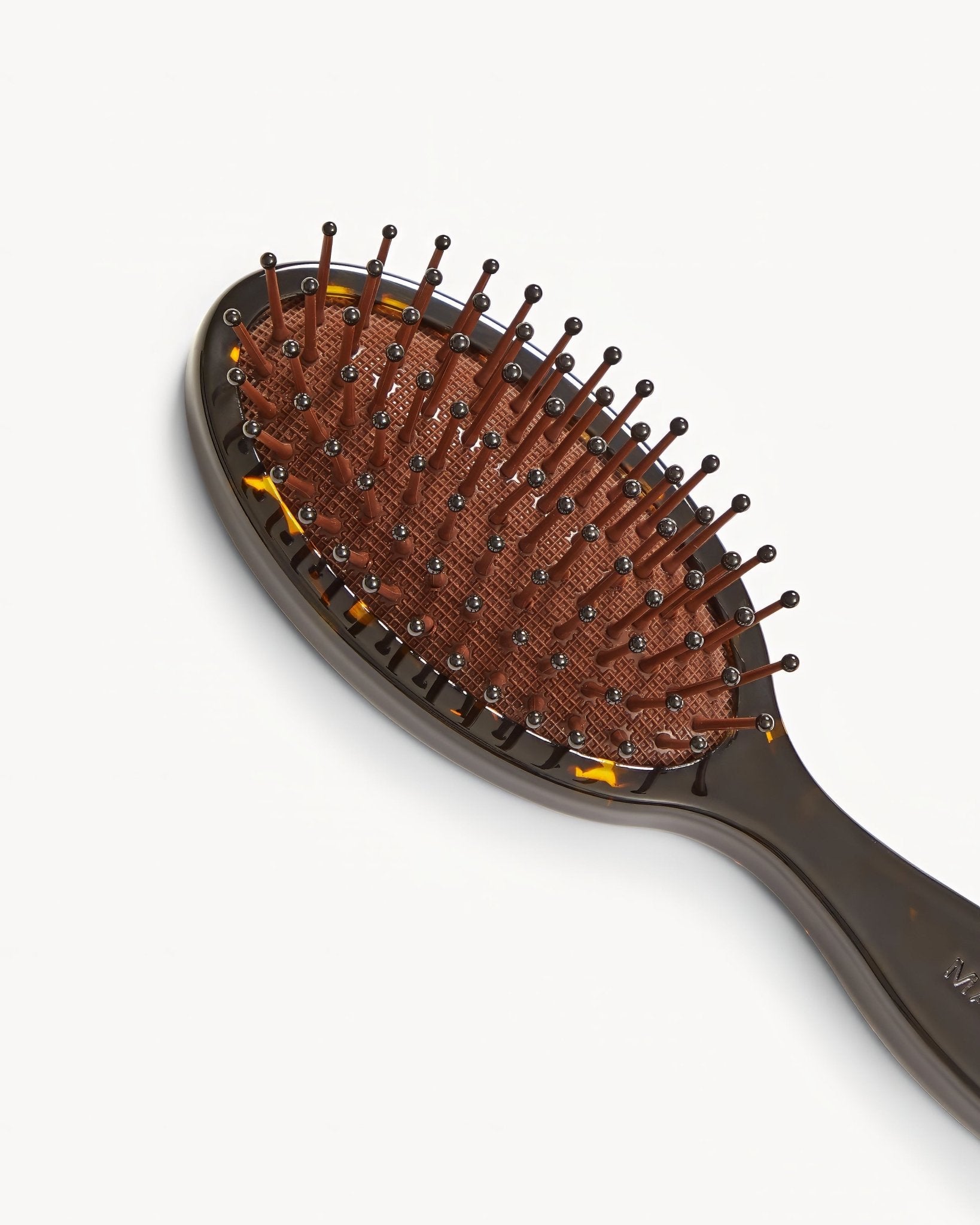 Travel Detangling Hair Brush in Dark Tortoise - Image 2